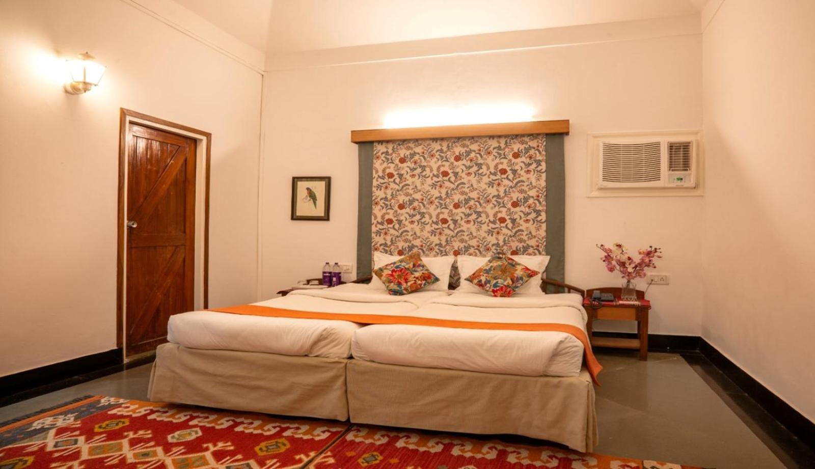 Modi'S Resort, Karjat Exterior foto